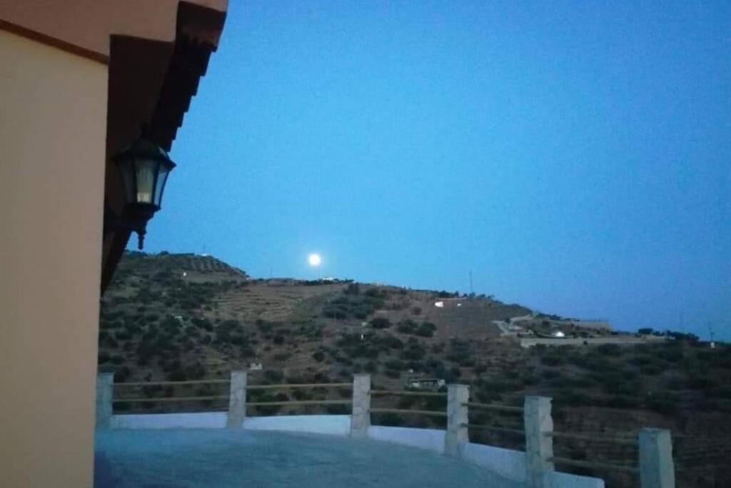 ולז-מאלגה Casa Rural El Mirador מראה חיצוני תמונה